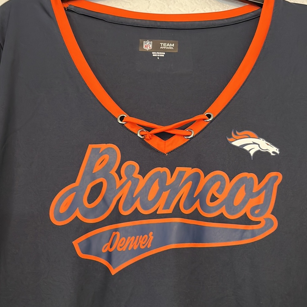 Denver Broncos NFL Shirt - Picture 3 of 8